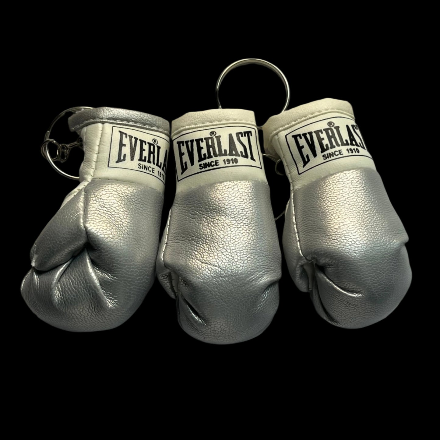 Chrome boxing glove keychain ⊹ ࣪ ˖